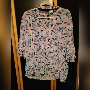 3X Floral Blouse with Ruffle Sleeves